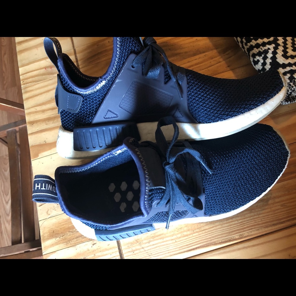 Women’s Adidas NMD R1